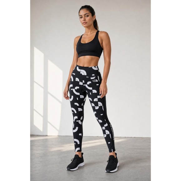 The North Face Pants - The North Face Leggings Womens M Black White Athleisure Geometric Crop 25" Yoga